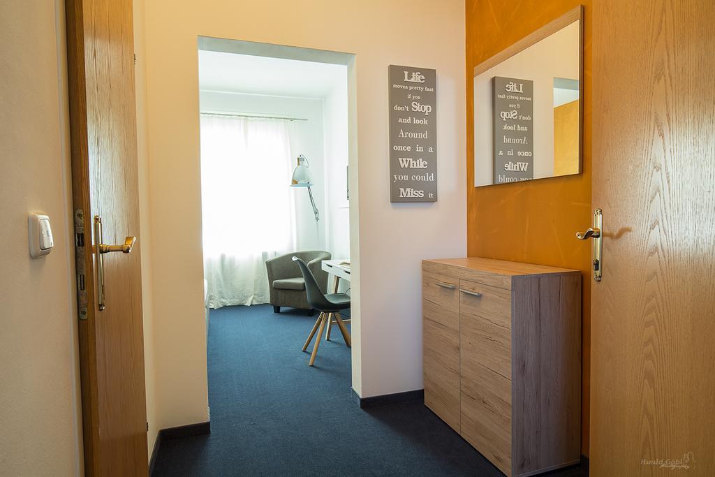 Stadthotel Guertler Amstetten Exteriör bild